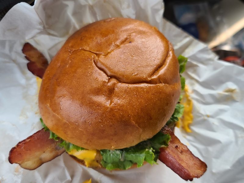 Mike's Grill food